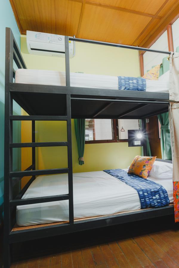 The Aree Hat Yai Hostel Buitenkant foto