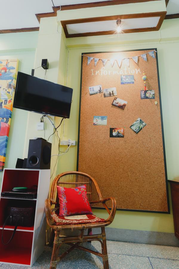 The Aree Hat Yai Hostel Buitenkant foto