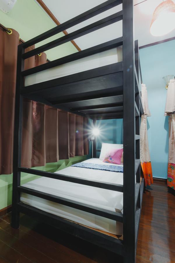 The Aree Hat Yai Hostel Buitenkant foto